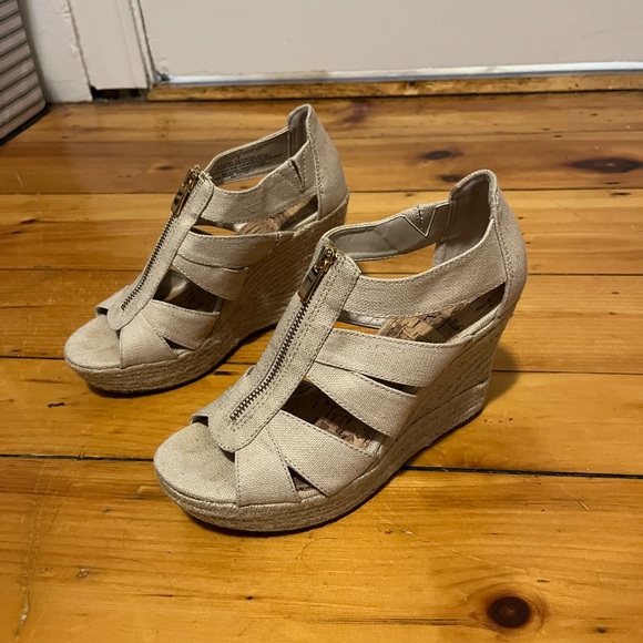 Canvas Espadrille Wedge Sandal Heels - Picture 1 of 10